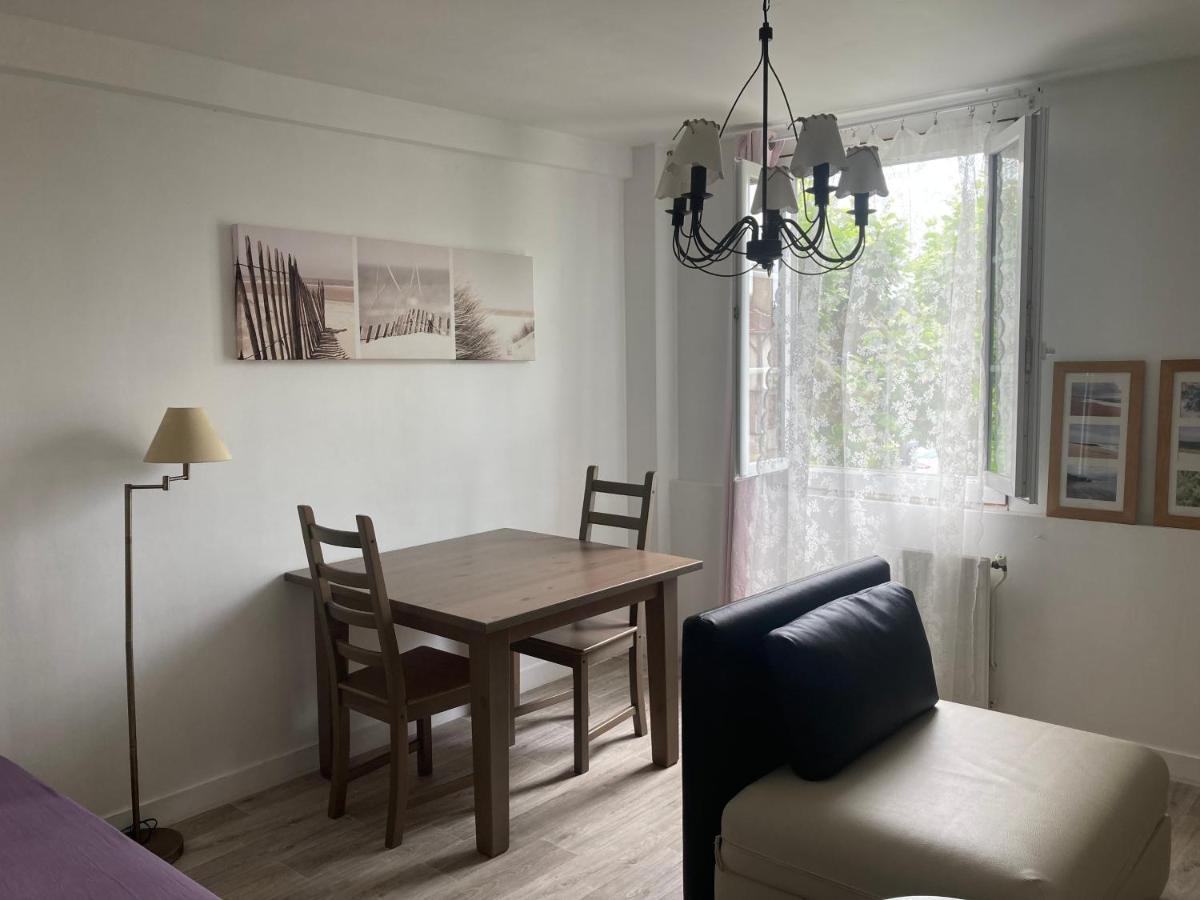 Appartement 2/3 Personnes A 10 Minutes De Contis Plage Сен-Жюльен-ан-Борн Экстерьер фото