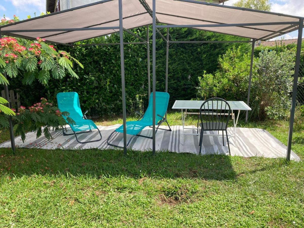Appartement 2/3 Personnes A 10 Minutes De Contis Plage Сен-Жюльен-ан-Борн Экстерьер фото